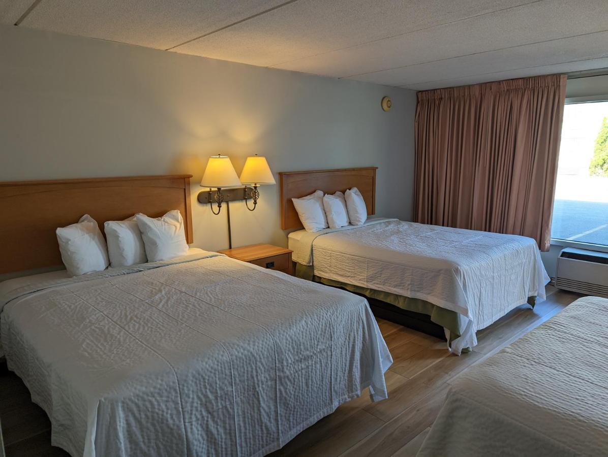 Days Inn By Wyndham Birch Run Eksteriør billede